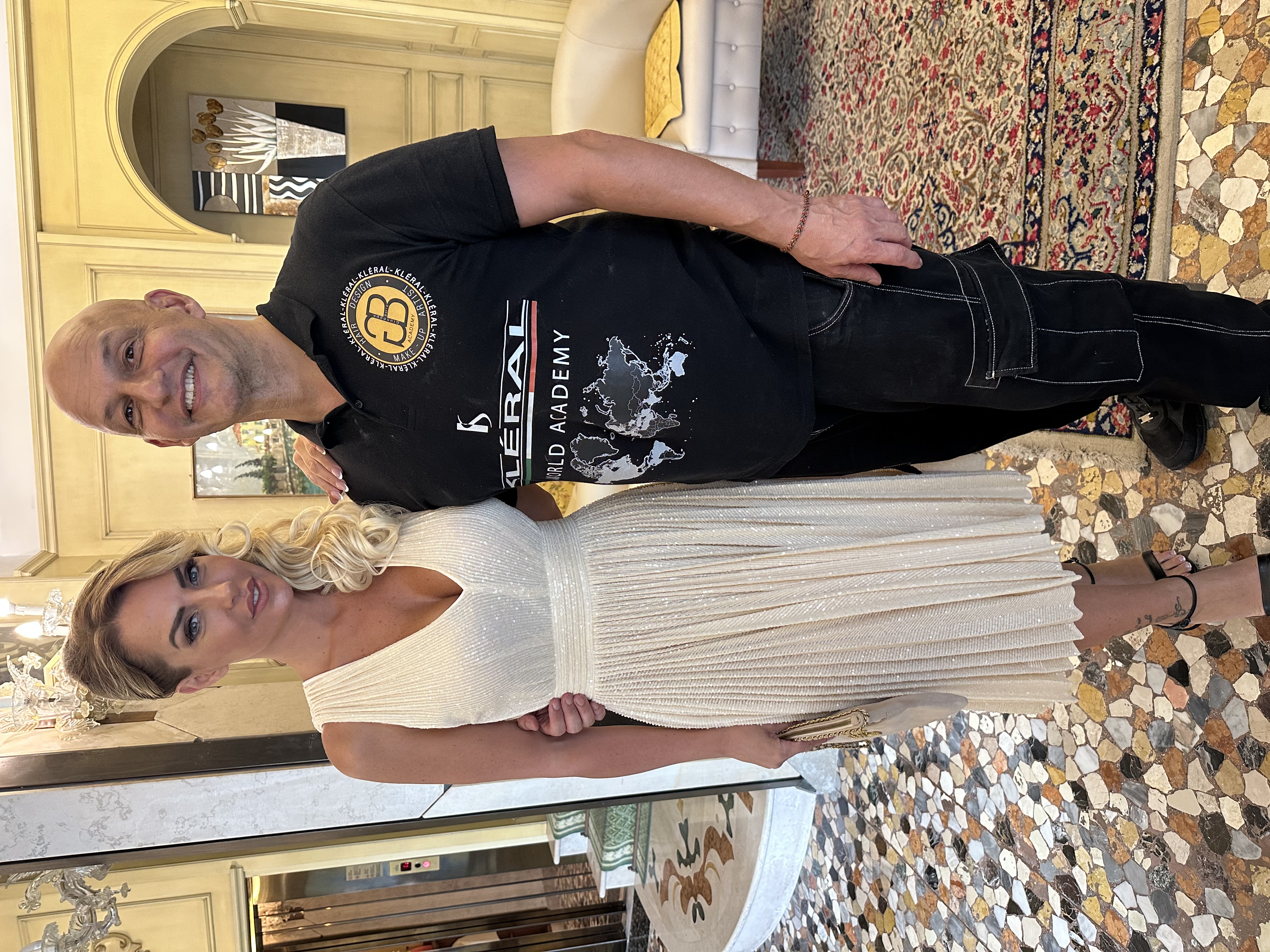 Acconciatura elegante donna luxury Monte-Carlo